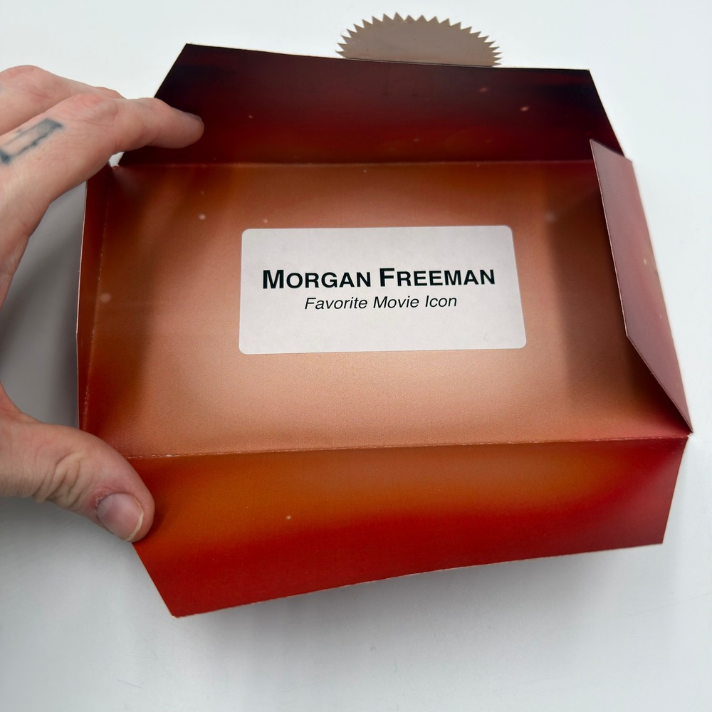 Morgan Freeman People's Choice Awards Favorite Movie Icon Winner Envelope Prop - Picture 2 of 3